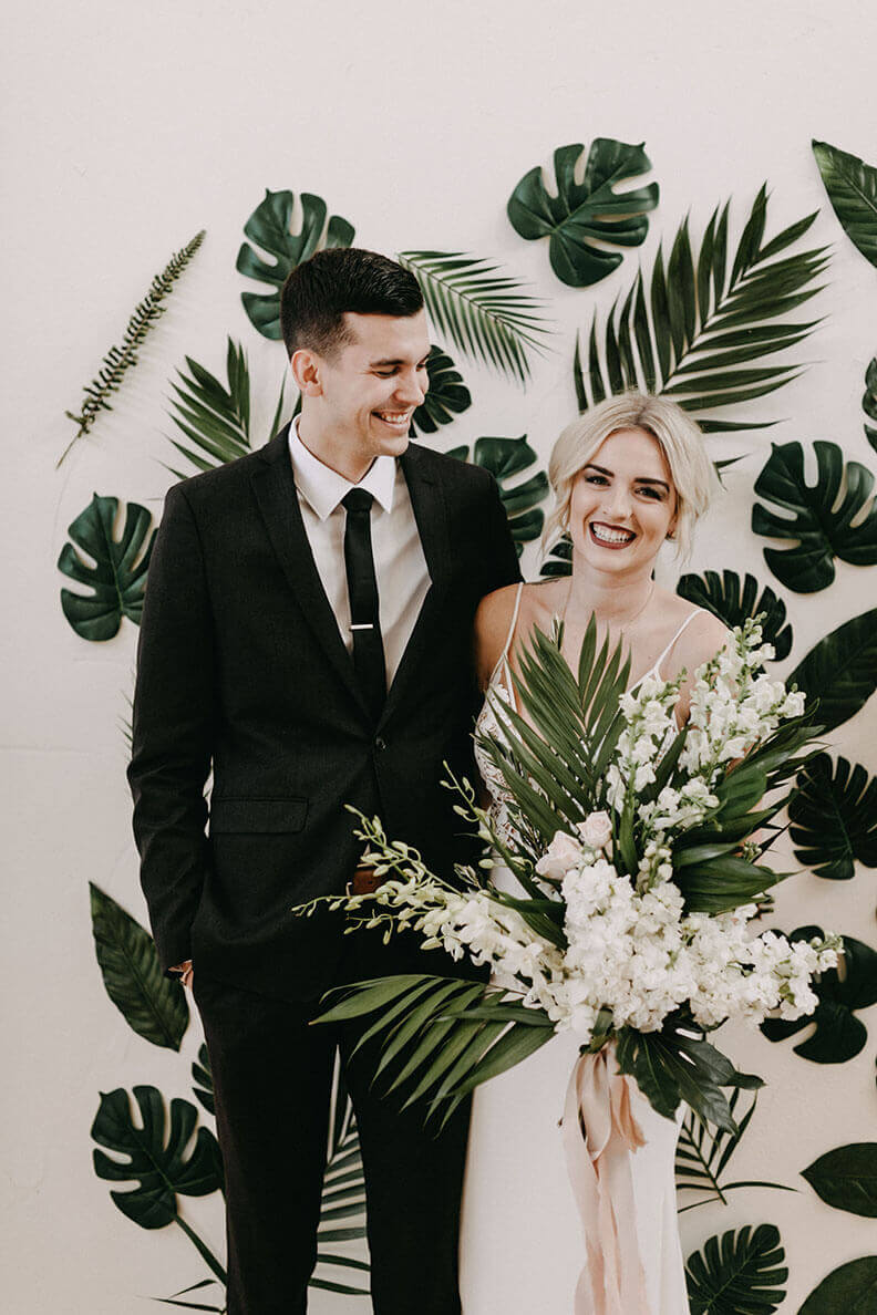 modern tropical bouquet bride and groom