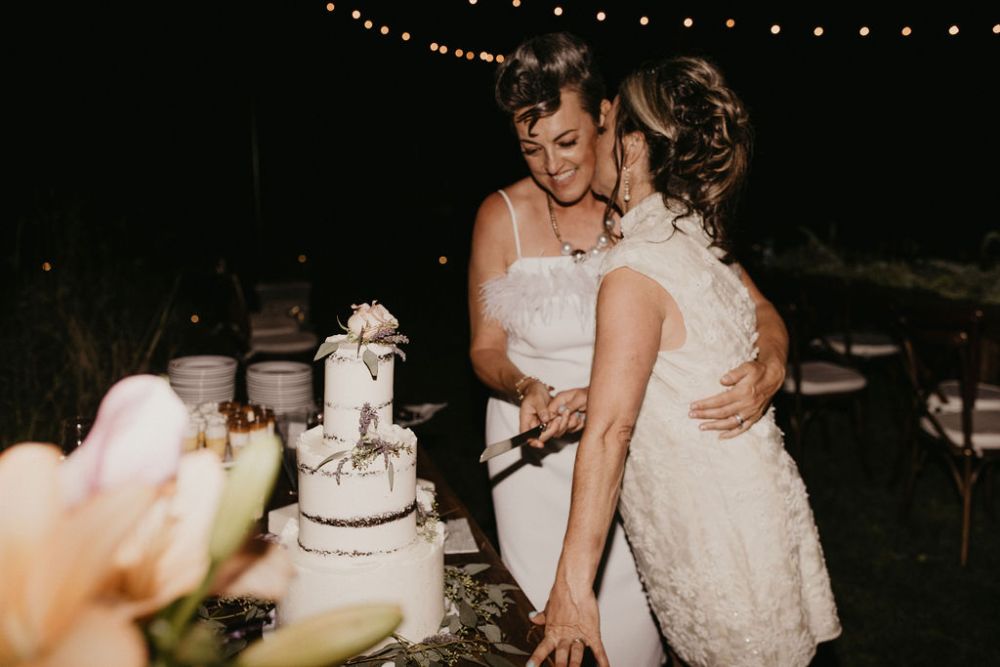 cutting cake and kissing