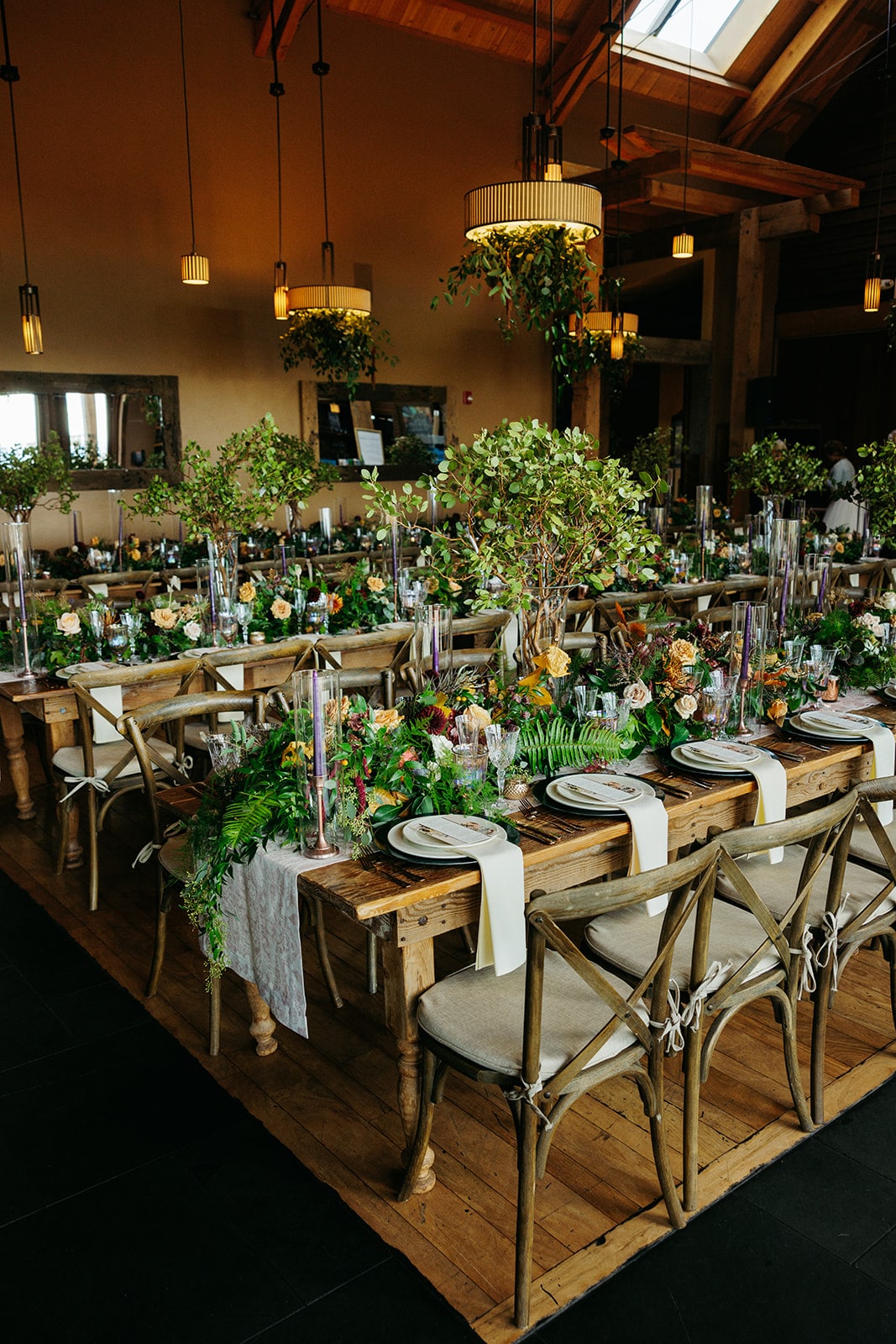 tables and florals